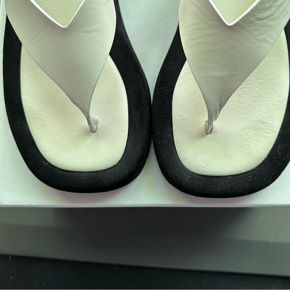 The ROW - Ginza Thong Sandal black&white - 37 - Picture 2 of 5